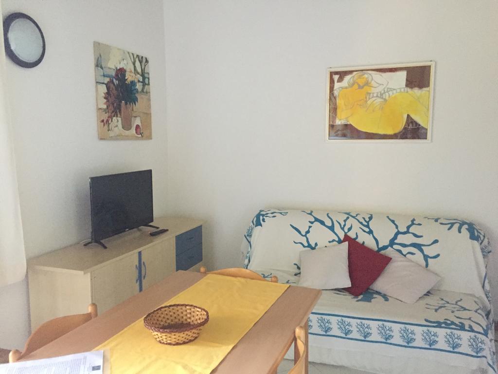 Residence Approdo Verde ซาน เตโอโดโร ภายนอก รูปภาพ